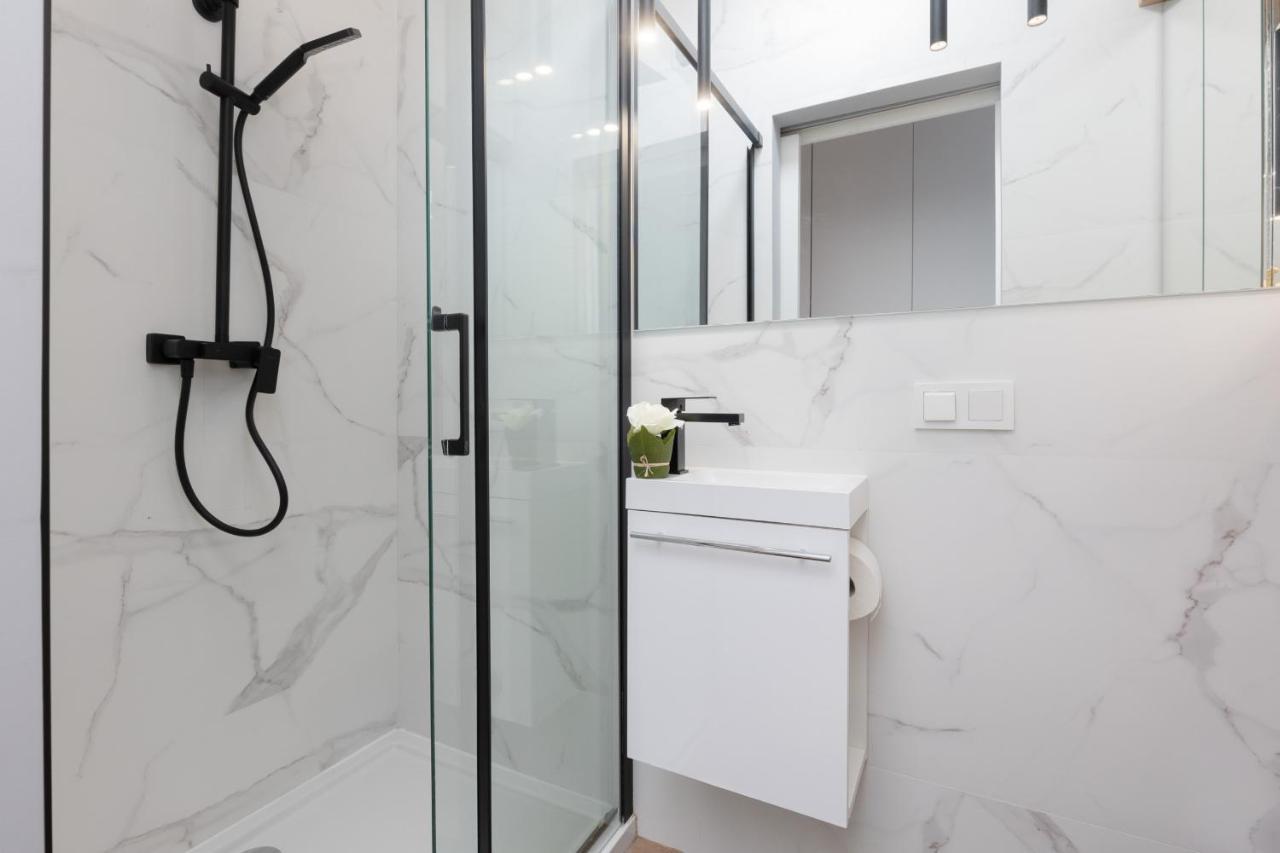 Warsaw Mokotow Apartment With 2 Bedrooms By Noclegi Renters Esterno foto